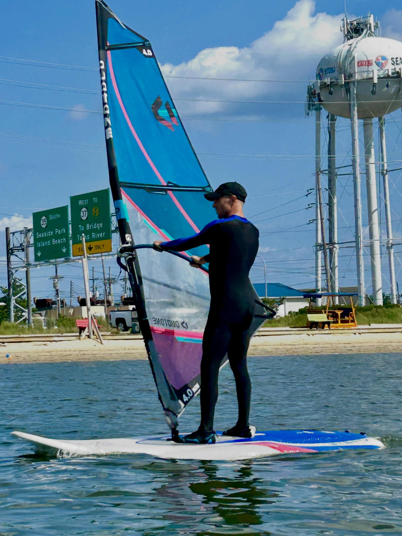 Summer fun at the Jersey Shore! #h2windsurfing #h2guaranteed #duotonewindsurfing #starboardwindsurfing #jerseyshore
